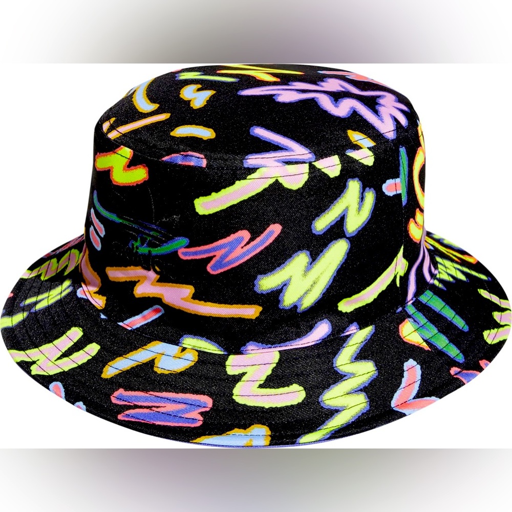 NWOT adidas Originals Love Unites Reversible Bucket Hat PurpleBlack, One Size
